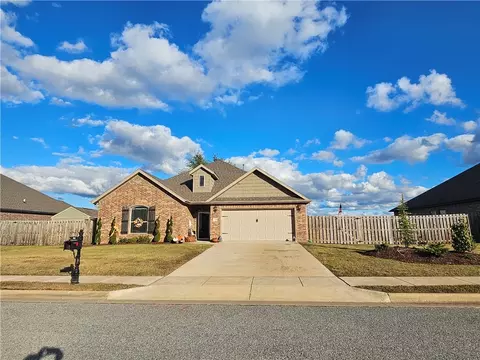 760 Fontana St, Centerton, AR 72719
