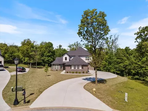 21948 Estate Dr, Siloam Springs, AR 72761