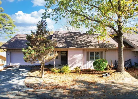 10 Lakeside Dr, Bella Vista, AR 72714