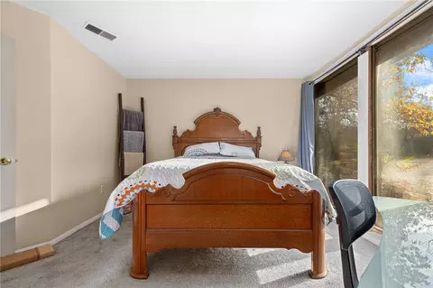 Bedroom - 709 Harmon Rd, Harrison, AR 72601 photo 4 of 4