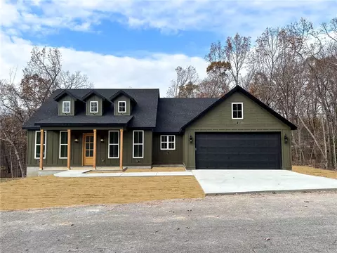 23 Dumfries Cir, Bella Vista, AR 72715