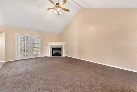 Living - 411 Walker St, Centerton, AR 72719 photo 1 of 4