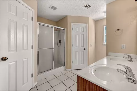 Bath - 411 Walker St, Centerton, AR 72719 photo 1 of 3