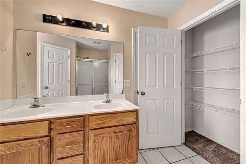 Bath - 411 Walker St, Centerton, AR 72719 photo 3 of 3