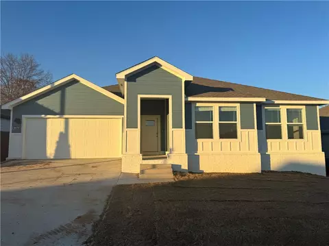 4474 W Glacier St, Fayetteville, AR 72704