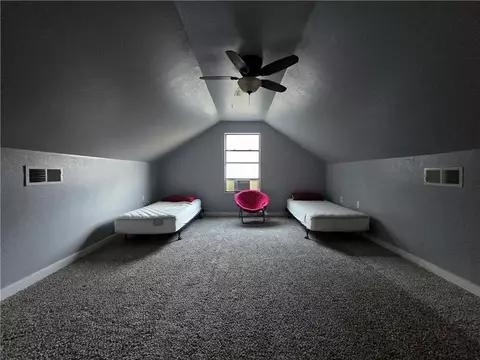 Bedroom - 14144 Low Gap Rd, West Fork, AR 72774 photo 1 of 2