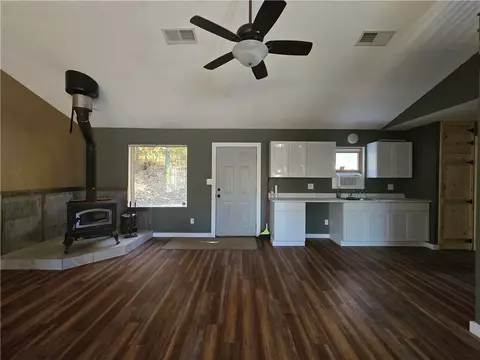 Living - 14144 Low Gap Rd, West Fork, AR 72774 photo 3 of 5