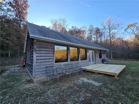 14144 Low Gap Rd, West Fork, AR 72774