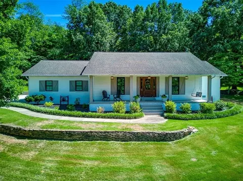 1618 Windsor Dr, Harrison, AR 72601