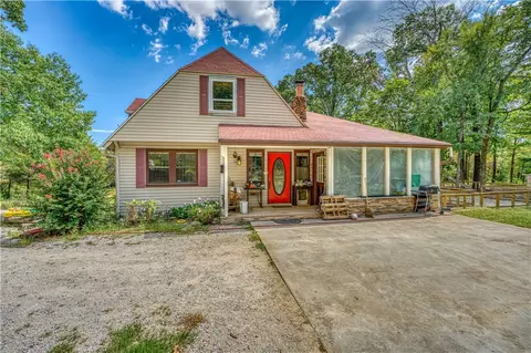 6801 Mountain Ct, Harrison, AR 72601