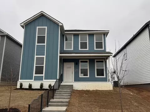 2646 Hughmount Rd, Fayetteville, AR 72704
