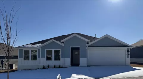 4475 W Glacier St, Fayetteville, AR 72704