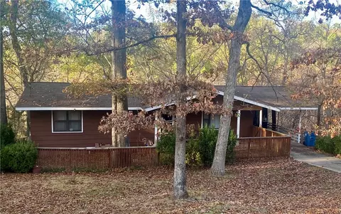 108 Leicester Dr, Bella Vista, AR 72714