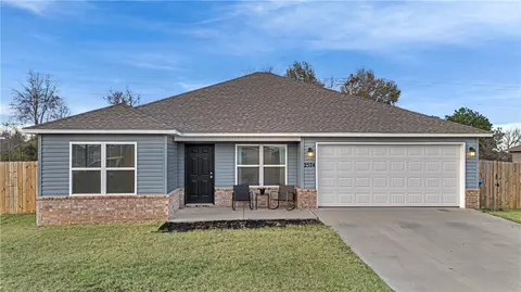 2574 Chittick St, Pea Ridge, AR 72751