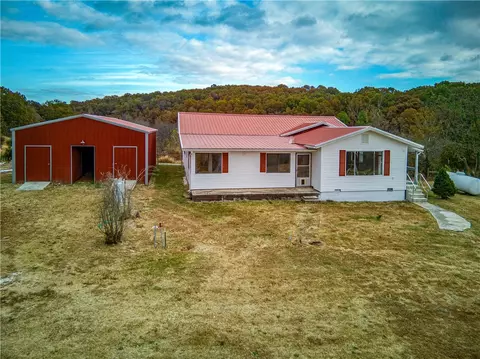 3975 Coweta Falls Rd, Harrison, AR 72601