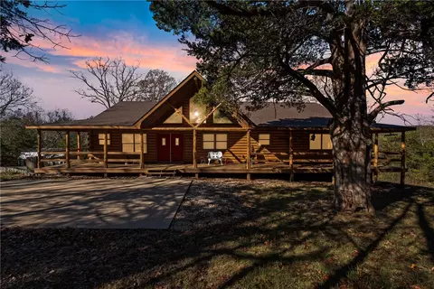 368 County Road 3027, Eureka Springs, AR 72632