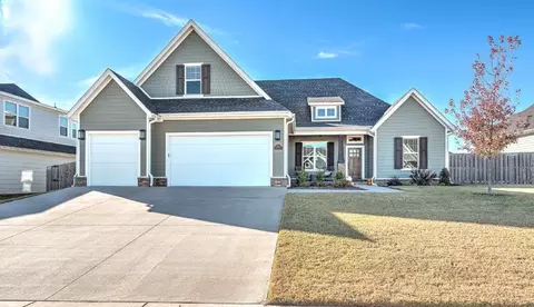 6412 S 61st St, Rogers, AR 72758