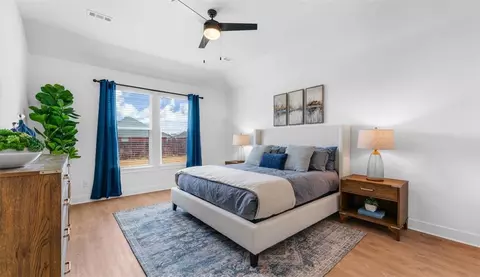 Bedroom - 981 Red Cedar Pl, Rogers, AR 72756 photo 3 of 4