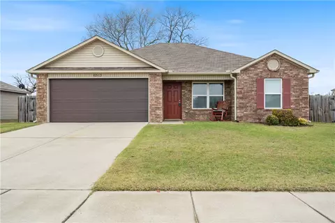6513 NW Orchard St, Bentonville, AR 72713