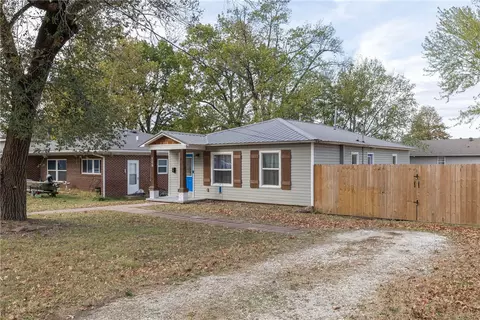 Other - 106 E Bailey Ave, Springdale, AR 72764 photo 8 of 10