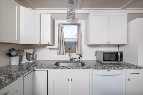 Kitchen - 106 E Bailey Ave, Springdale, AR 72764 photo 5 of 5