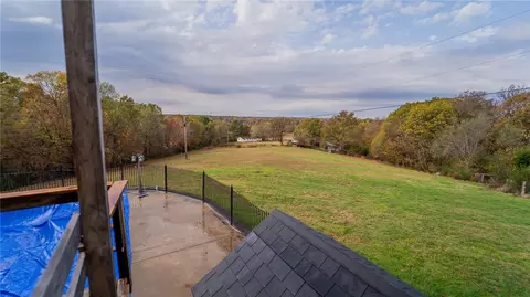 16045 Harp Rd, Fayetteville, AR 72704