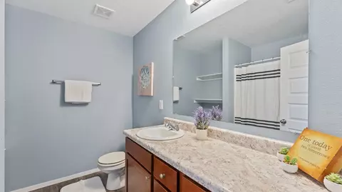 Bath - 208 Glendale Ln, Rogers, AR 72758 photo 2 of 2