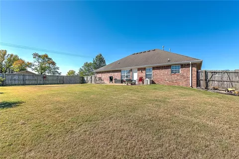 581 Warrick Way, Centerton, AR 72719 photo 24