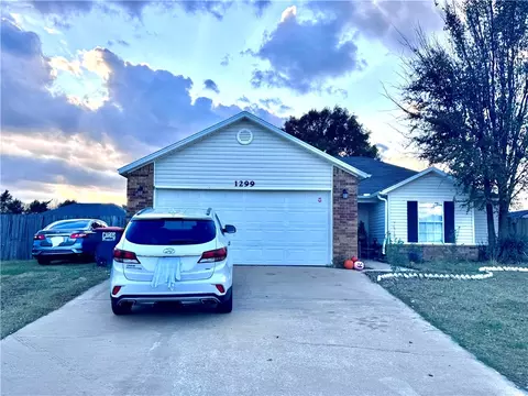 1299 White River Rd, Elkins, AR 72727