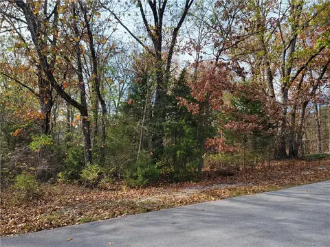 Westerham Lane, Bella Vista, AR 72714