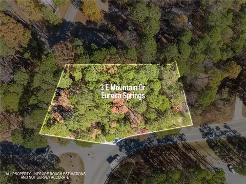 3 E Mountain Dr, Eureka Springs, AR 72632