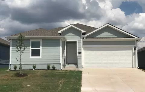 501 Riggs St, Prairie Grove, AR 72753