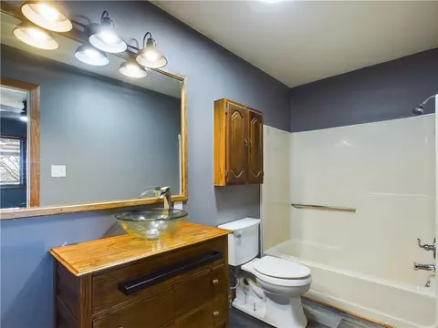 Bath - 12500 Highway 62 E, Harrison, AR 72601 photo 1 of 4
