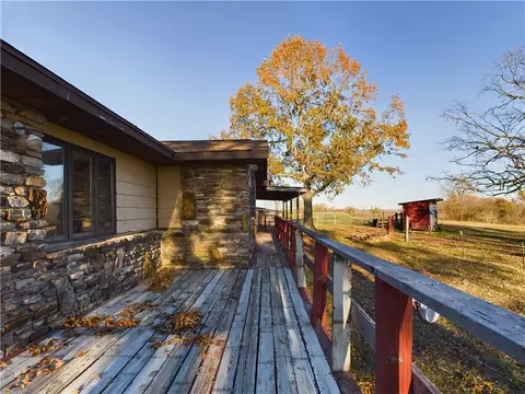 Exterior - 12500 Highway 62 E, Harrison, AR 72601 photo 4 of 12