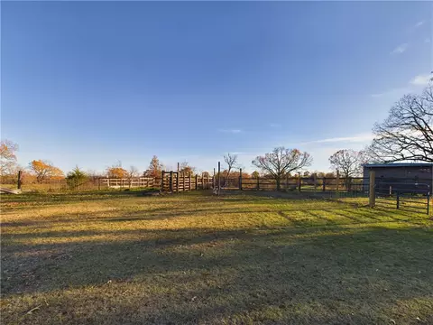 Exterior - 12500 Highway 62 E, Harrison, AR 72601 photo 8 of 12