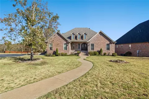 1620 NE Greenbrier Rd, Bentonville, AR 72712