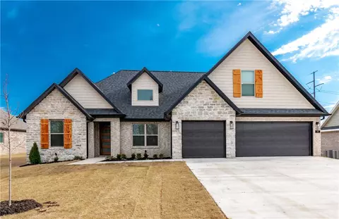 268 Fiori St, Springdale, AR 72762