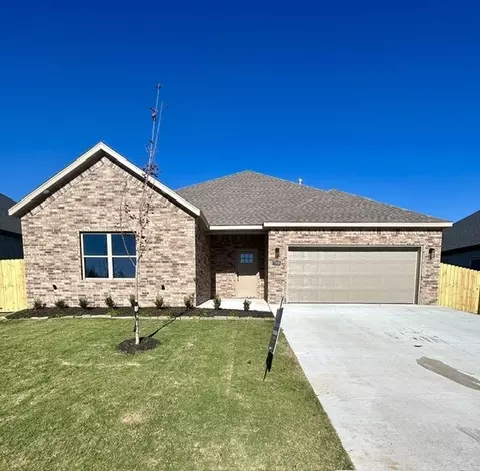 7304 SW Basswood Ave, Bentonville, AR 72712