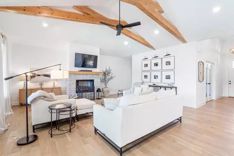 4303 SW Wheatgrass Blvd, Bentonville, AR 72713