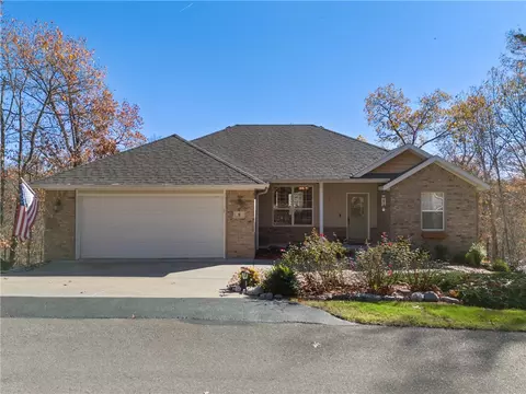 9 Bytham Cir, Bella Vista, AR 72714
