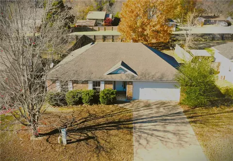 20811 Justin Dr, Springdale, AR 72764