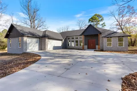 3205 Post Oak St, Siloam Springs, AR 72761