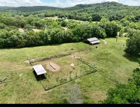 1772 Madison 7750, Wesley, AR 72773 photo 2