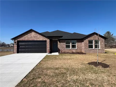 825 Picard Ave, Lowell, AR 72745