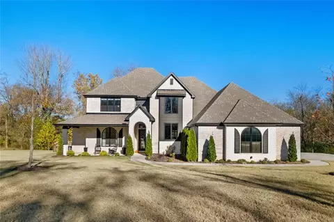 2948 N Lubbock Ln, Fayetteville, AR 72703