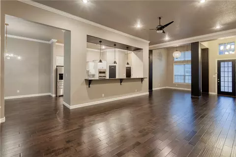 Living - 8415 Reata, Fort Smith, AR 72916 photo 3 of 10