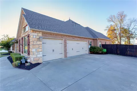 Exterior - 8415 Reata, Fort Smith, AR 72916 photo 2 of 3