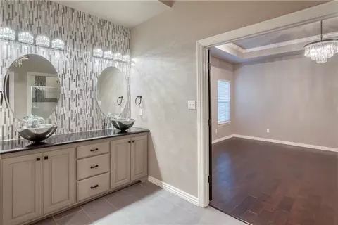 Bath - 8415 Reata, Fort Smith, AR 72916 photo 4 of 7