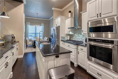 Kitchen - 8415 Reata, Fort Smith, AR 72916 photo 6 of 9