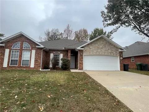 3412 W Sunset Dr, Rogers, AR 72756